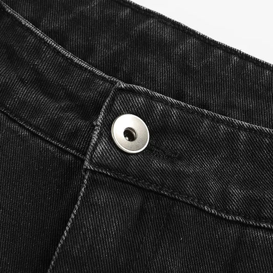 Men’s summer mid-thigh denim shorts — trendy streetwear shorts for summer, casual loose fit, versatile men’s pants