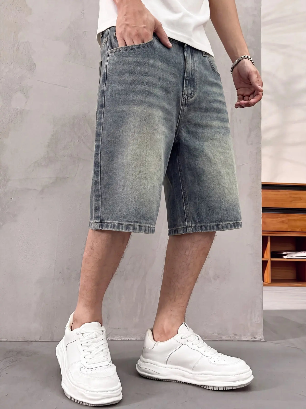 Men's washed retro color denim shorts, Denim Look, trendy, versatile, loose straight-leg casual streetwear denim five-point pants