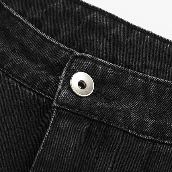 Men’s summer mid-thigh denim shorts — trendy streetwear shorts for summer, casual loose fit, versatile men’s pants