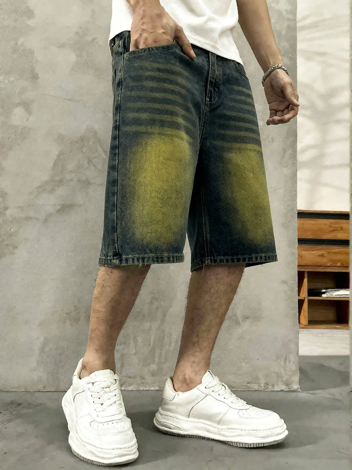 Men's washed retro color denim shorts, Denim Look, trendy, versatile, loose straight-leg casual streetwear denim five-point pants