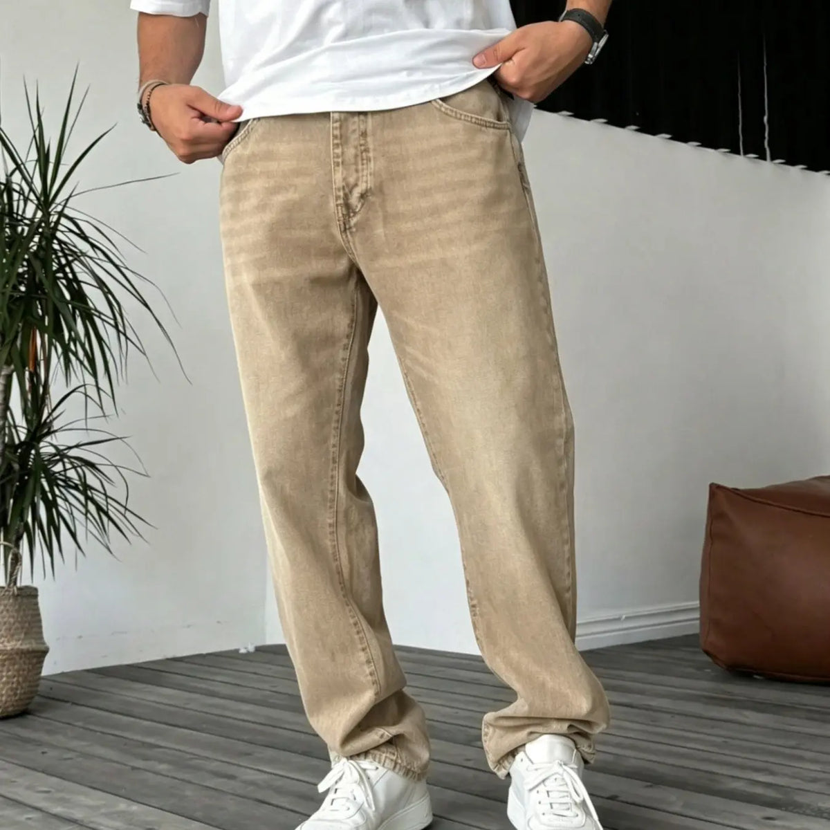 European and American Classic Style Clean Fit Casual Fashion Denim Jeans, Vintage Washed Loose Straight Leg Pants, Casual All-Season Wear