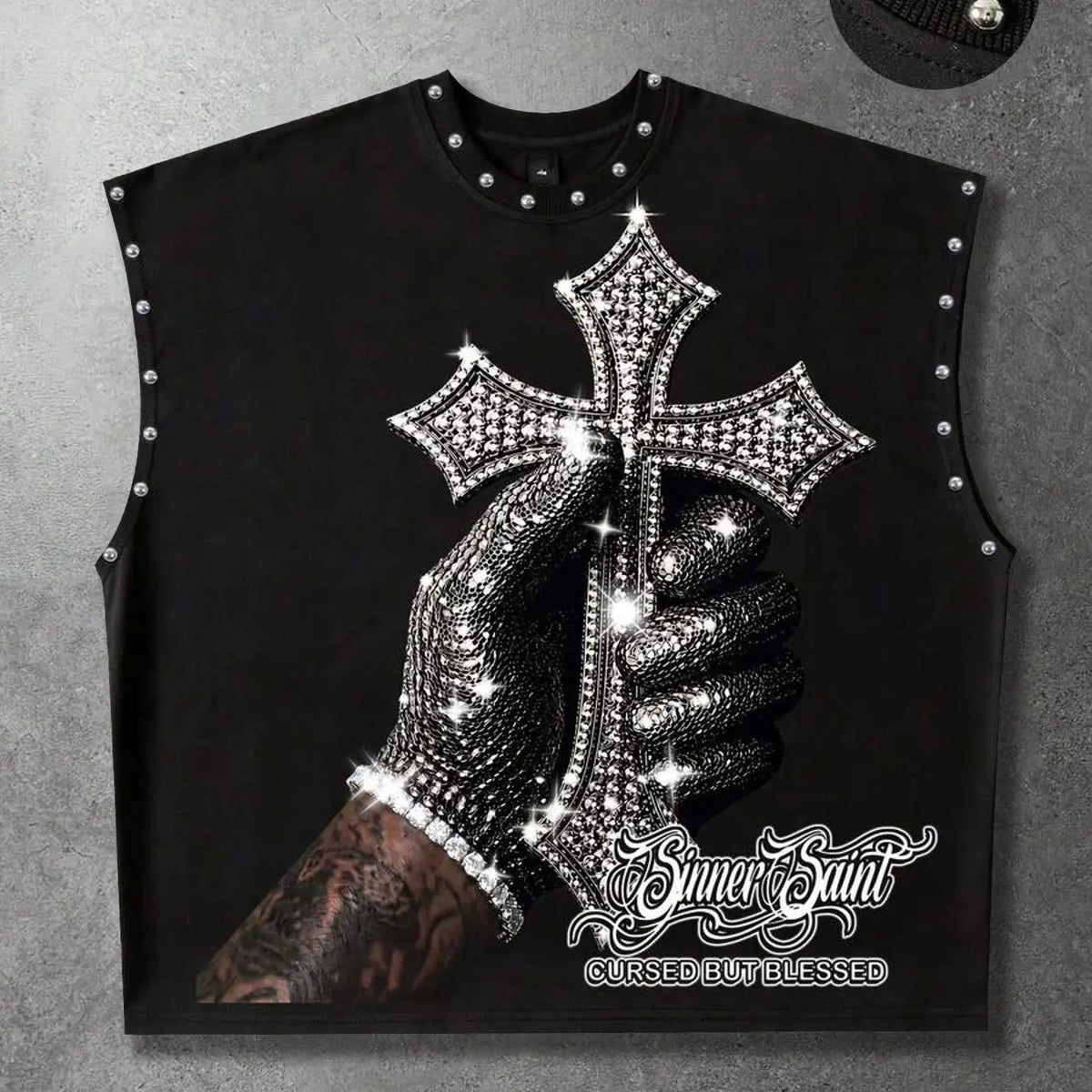 Fully rhinestone shimmering effect gloves, tattooed arms, cross pattern printed Sleeveless Graphic Vest with metal rivet trim, men's vest, black, loose fit, crew neck, casual street style, dark trend, versatile for everyday wear.