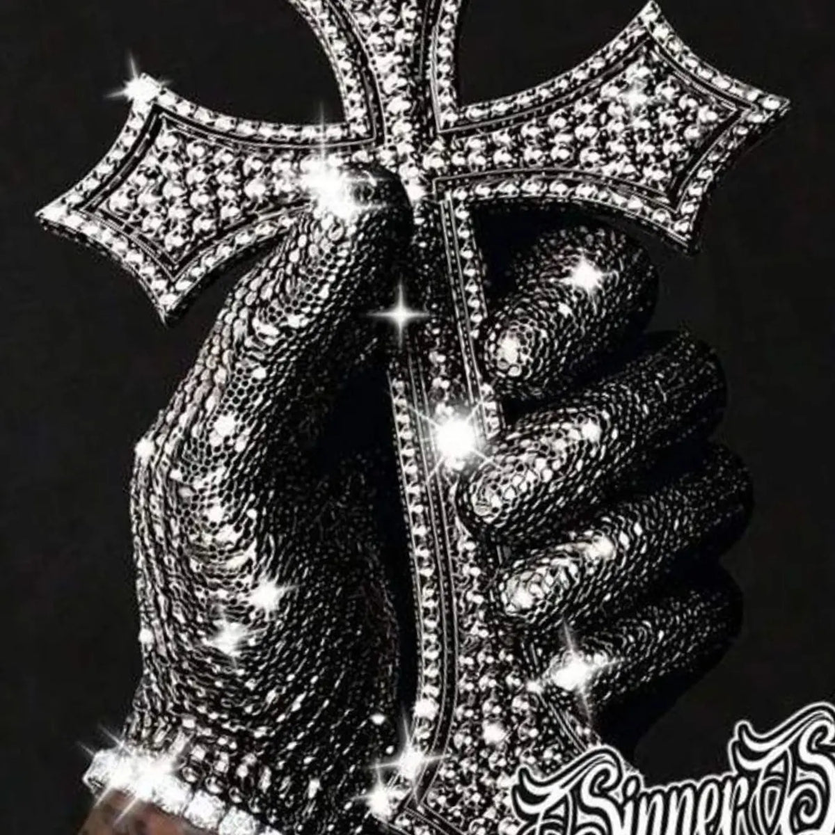 Fully rhinestone shimmering effect gloves, tattooed arms, cross pattern printed Sleeveless Graphic Vest with metal rivet trim, men's vest, black, loose fit, crew neck, casual street style, dark trend, versatile for everyday wear.