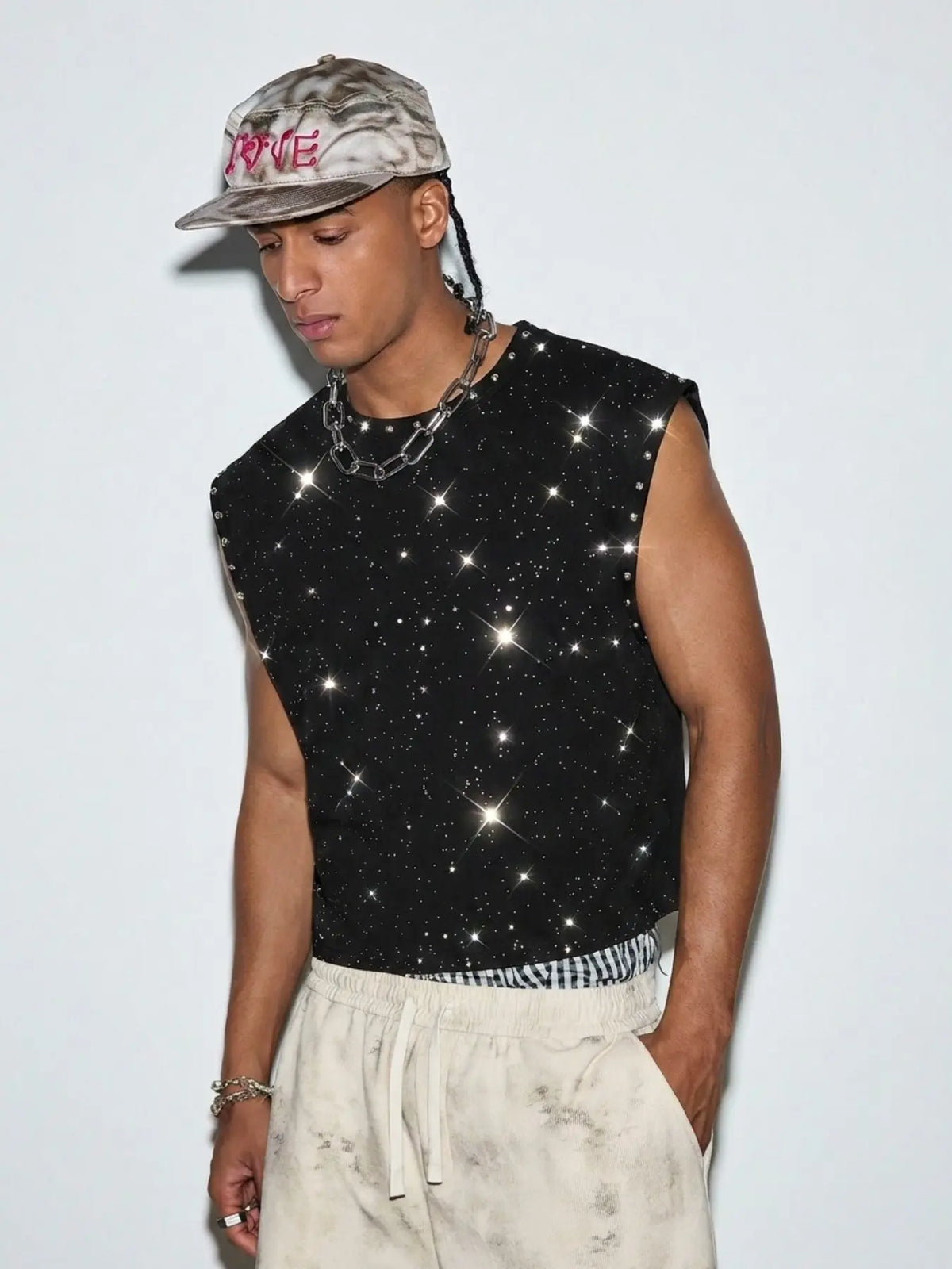 Men's Dark Angel Print Rivet Rhinestone Sleeveless Graphic Vest, Vintage Splatter Loose Fit, Summer Streetwear, Slimming and Versatile